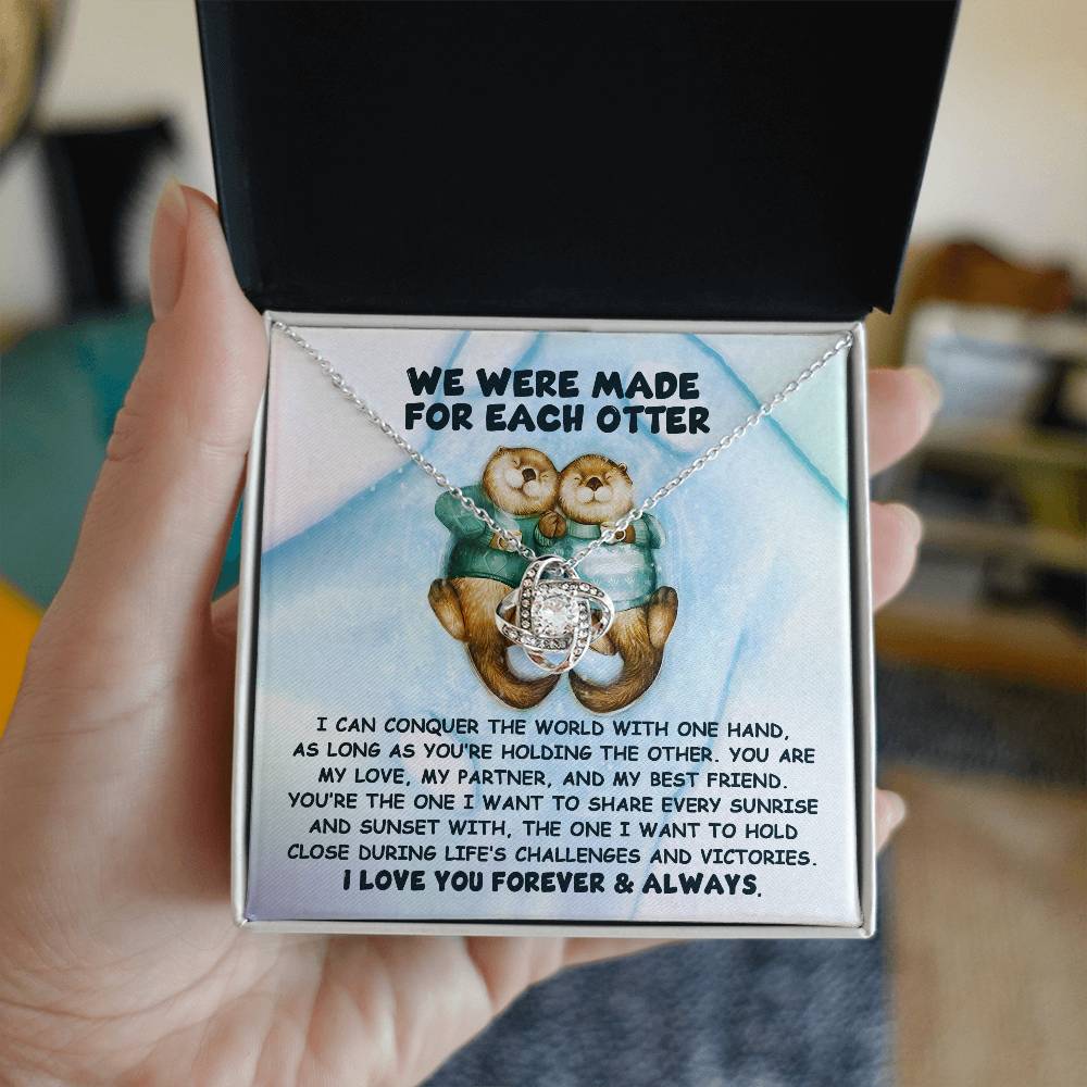 We Were Made for Each Otter Love Knot Necklace – A Playful and Heartwarming Gift of Love