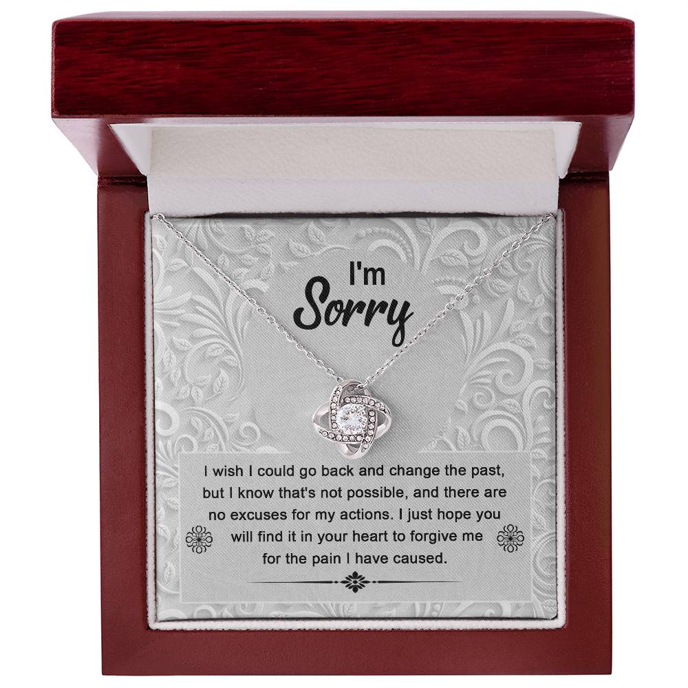 Sorry Love Knot Necklace – A Token of Heartfelt Regret